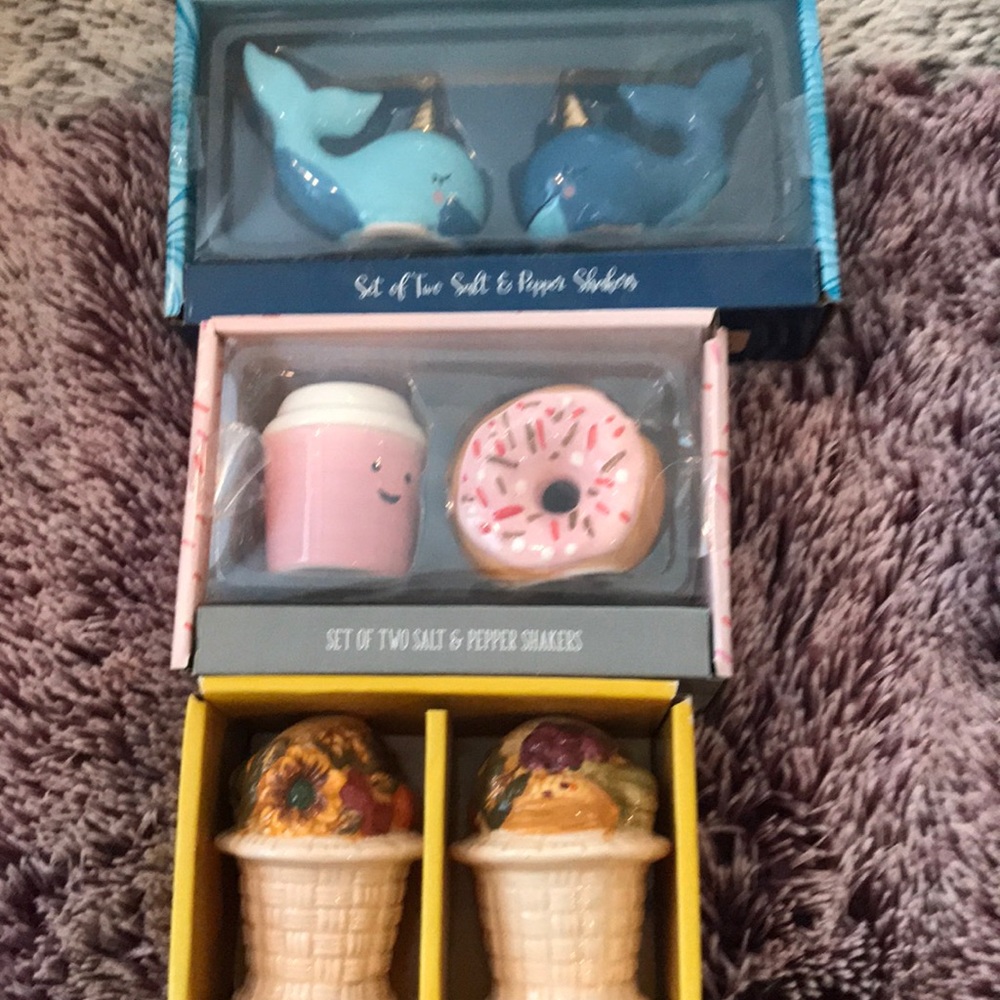 3 sets salt and pepper shakers